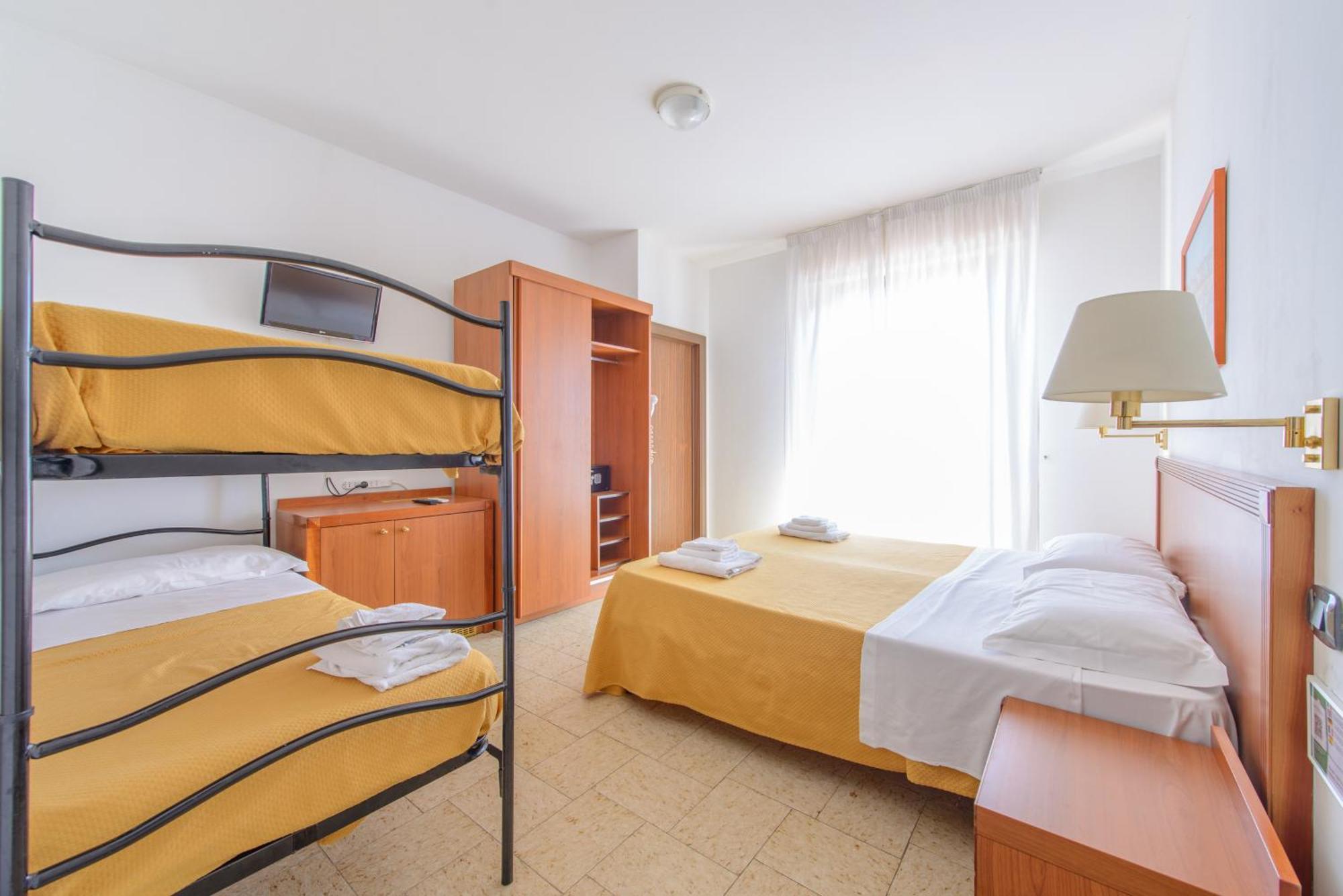 Hotel Avana Mare Rimini Exterior foto